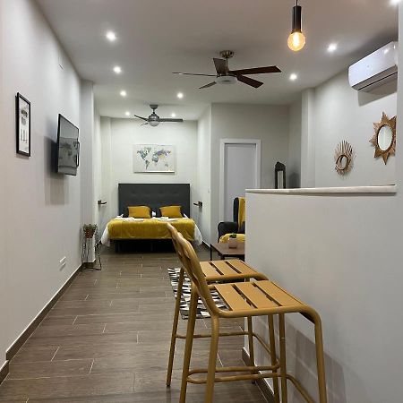 Acogedor Apartamento En La Buhaira Sevilla Buitenkant foto